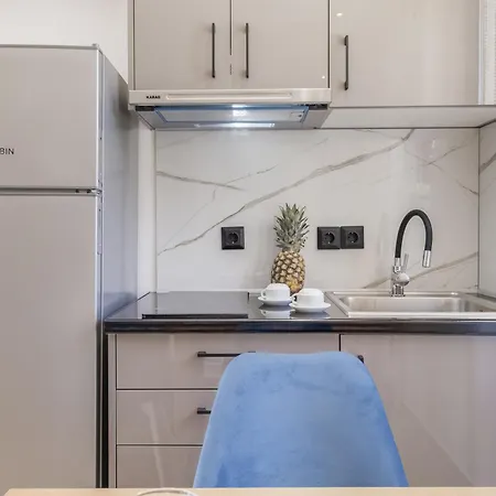 Apartment Groundfloor 2 *