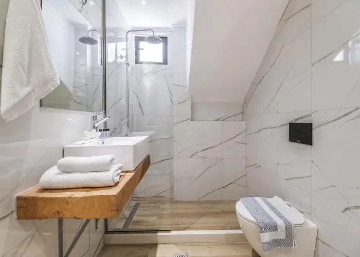 Apartment Groundfloor 2 *